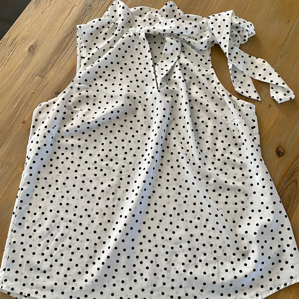 A New Day, Sleeveless top, with tie around neck, L